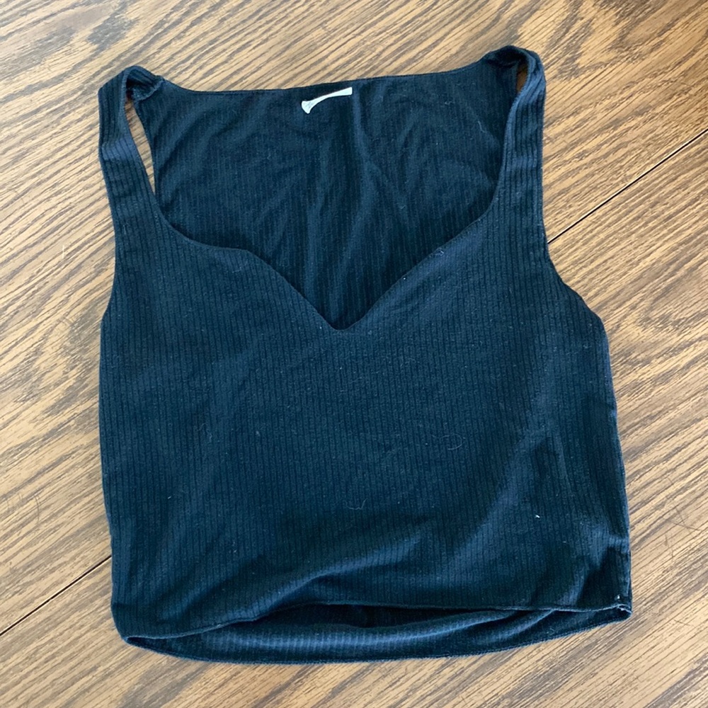 Free People Tank crop top! Size XS/S! Color is black!